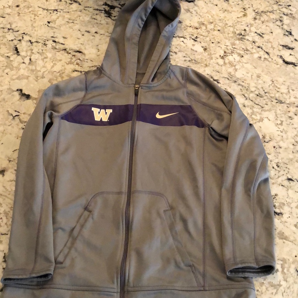 Good Condition UW Zip Up Hoodie!!!